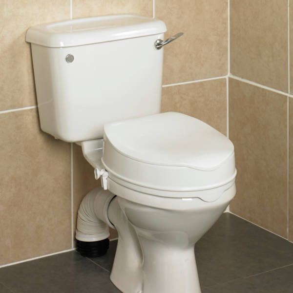 Siège de toilettes Savanah avec abattant Homecraft | Autonomie & vie quotidienne